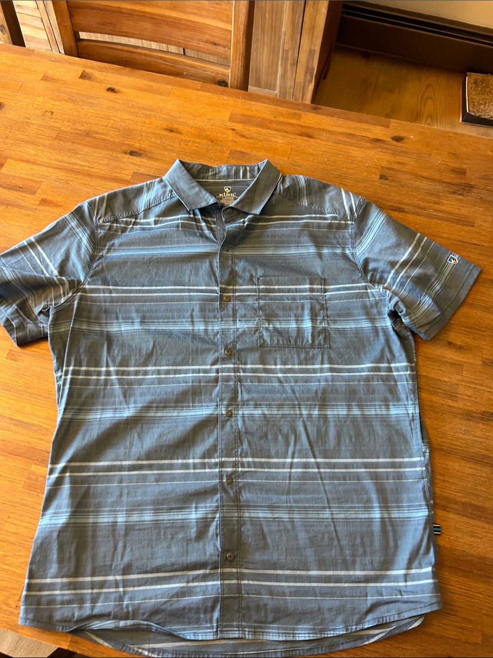 Kuhl Men's Blue and White Striped Short-Sleeve Button-Down Shirt